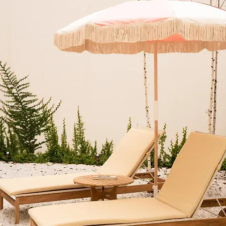 The Verse Ξενοδοχείο με διαμερίσματα 4*