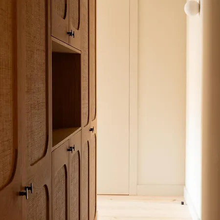 Aparthotel The Verse 4*