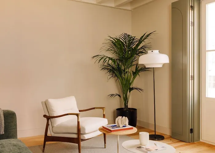 Aparthotel The Verse 4*