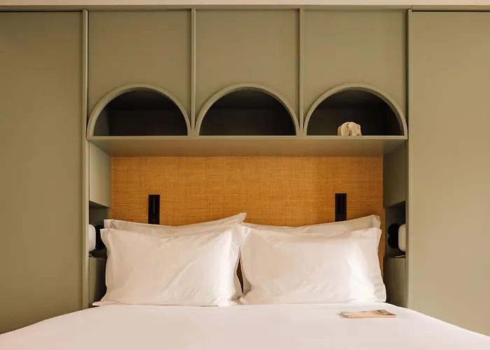 Aparthotel The Verse 4*