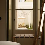 Aparthotel The Verse 4*