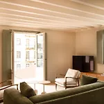 The Verse Aparthotel 4*